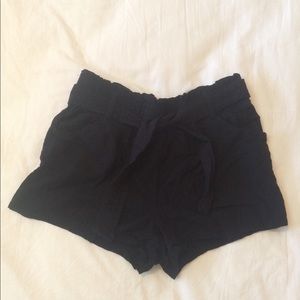 Sky and Sparrow shorts